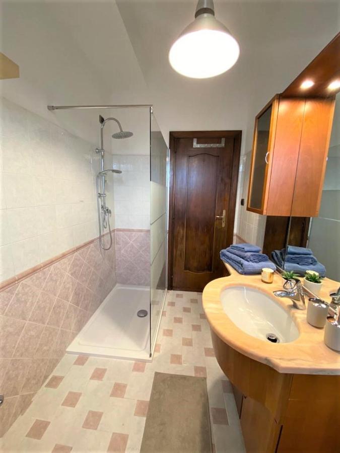 Casa Viola A 900 Mt Dalla Staz. Centrale Pescara Zewnętrze zdjęcie