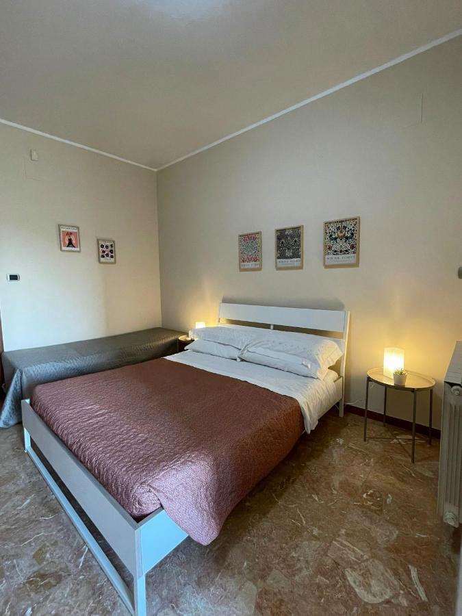 Casa Viola A 900 Mt Dalla Staz. Centrale Pescara Zewnętrze zdjęcie