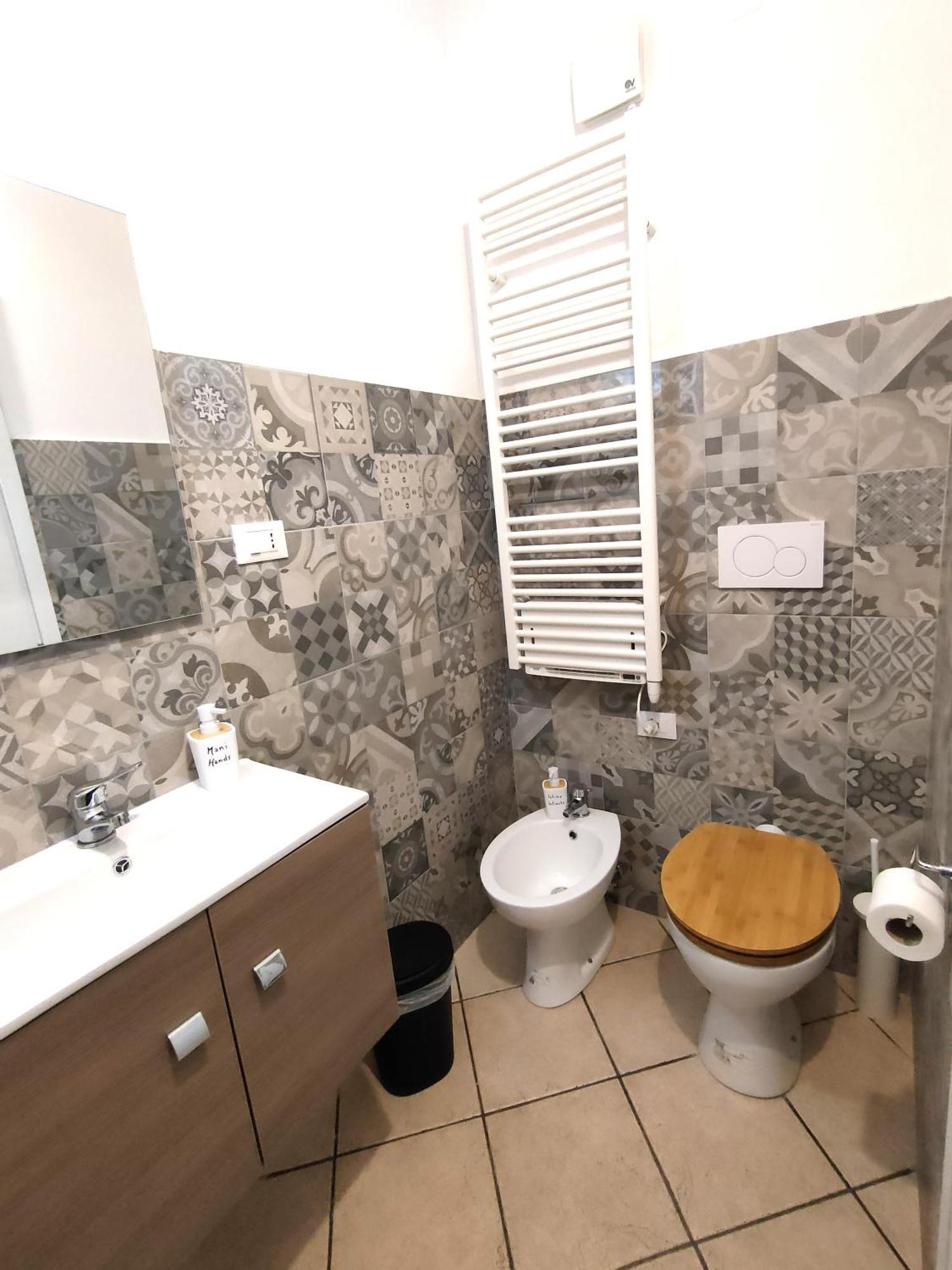 Casa Viola A 900 Mt Dalla Staz. Centrale Pescara Zewnętrze zdjęcie